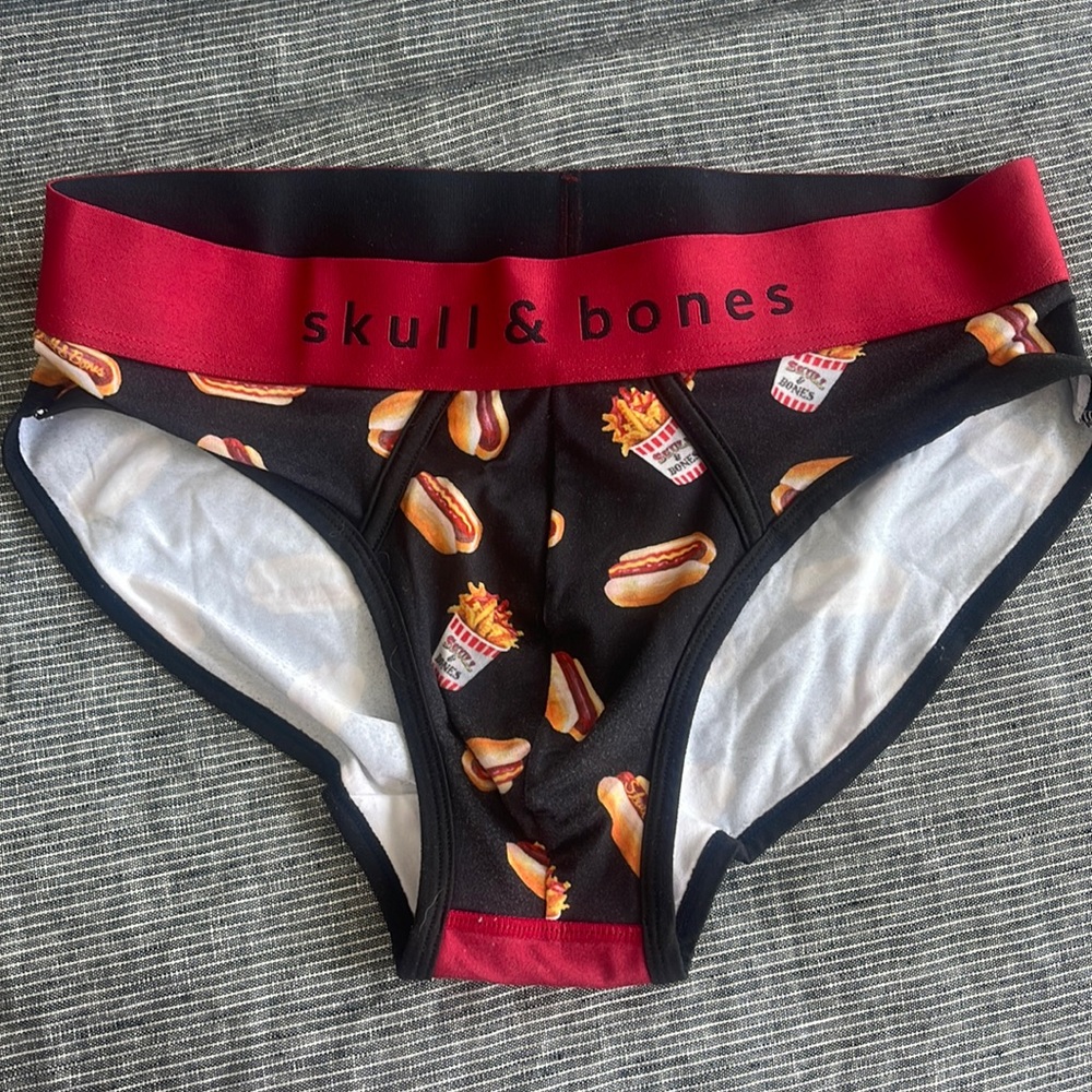 Skull & Bones briefs